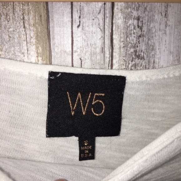 W5 Hello Gorgeous Gold Glitter White Tee - Picture 4 of 4